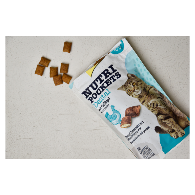 GimCat Nutri Pockets Dental Вітамінізовані ласощі для дорослих котів для здоров'я зубів 60г