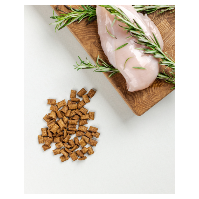 Savory Snack Hair Ball Control Хрумкі подушечки для виведення шерсті зі шлунка у дорослих котів 60г
